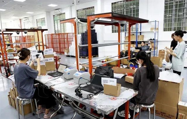 越南B2C电子商务市场蓬勃发展2025年规模将超250亿美元
