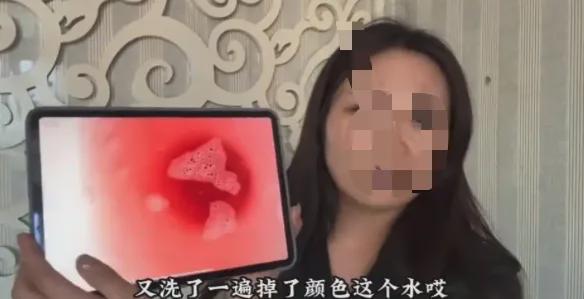 掉色过敏内裤、卷曲毛发月饼胖东来开年忙着翻车？(图7)