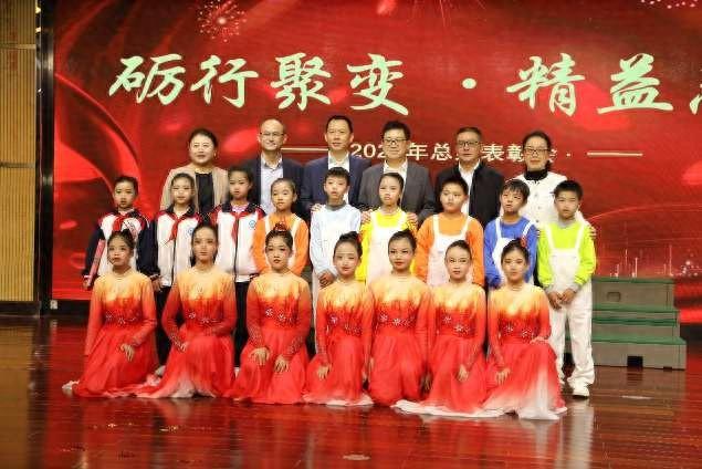 南海油脂与益海小学举办研学活动用食品科技点亮智慧之光