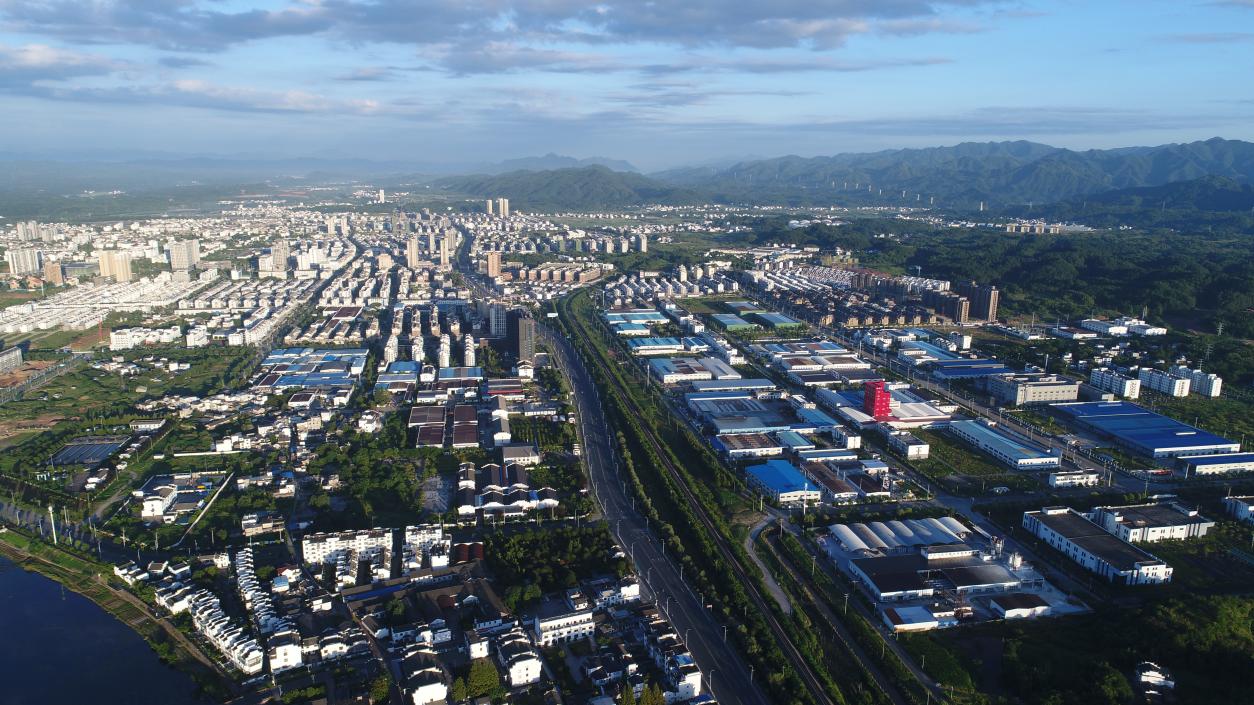 必一运动科技：休宁县：用“新”攀登向上突围以新质生产力赋能高质量发展