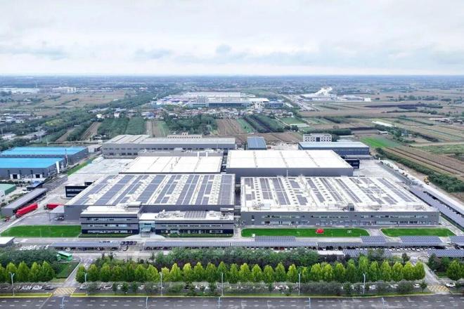 在西安刷新“全球纪录”投产“全球最大工厂”背后……